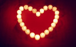 Свечи в форме сердца